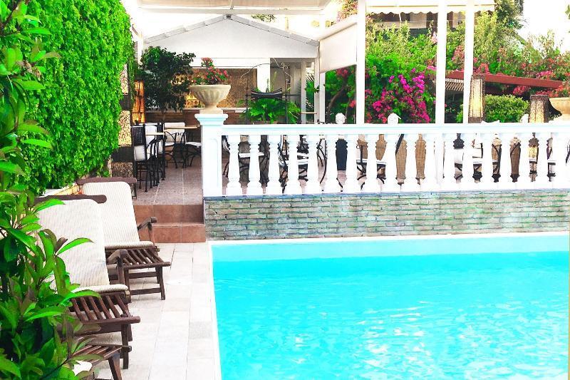 Armata Boutique Hotel 斯派赛斯 外观 照片